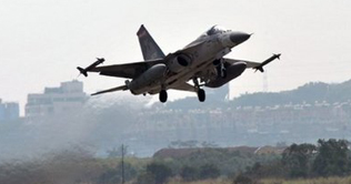 Taiwan to seek more arms from US